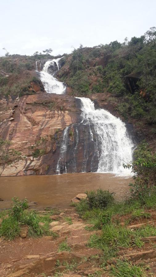 Aconchego Caminho Das Cachoeiras Rio Acima Bagian luar foto