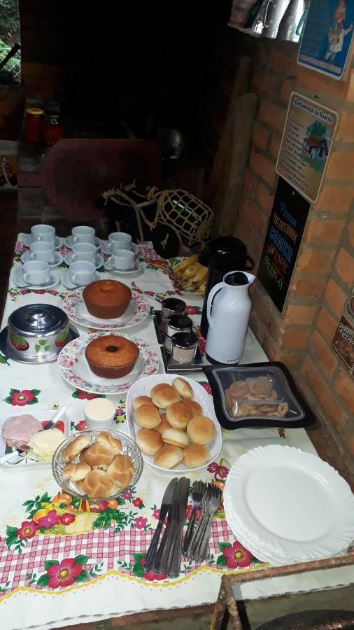Aconchego Caminho Das Cachoeiras Rio Acima Bagian luar foto